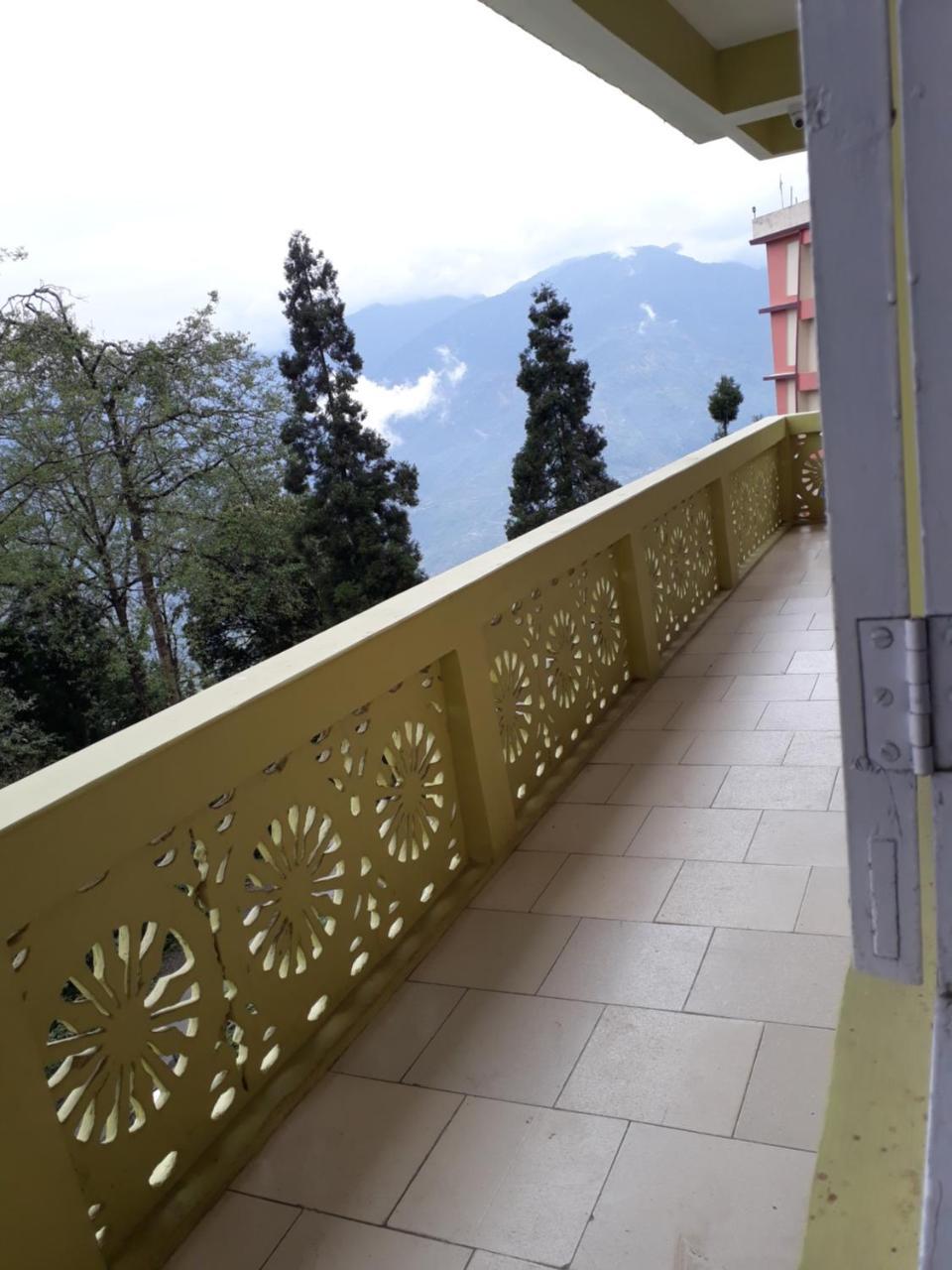 Hotel Kabur Pelling Exterior photo